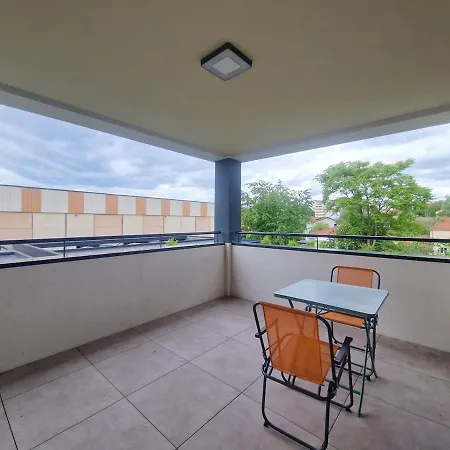 Le Savannah #parking#terrasse Lägenhet Clermont-Ferrand